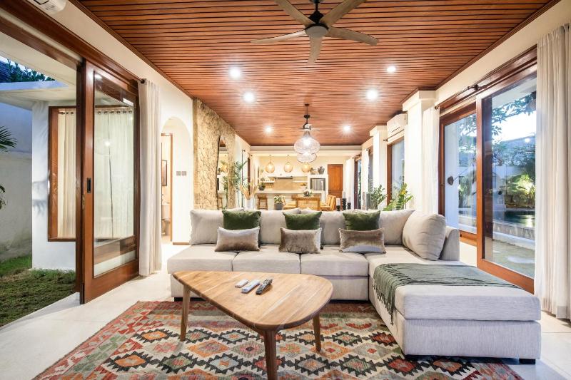 Luxury 4BR Haven 3min to Canggu's Beach Elegance - image 17