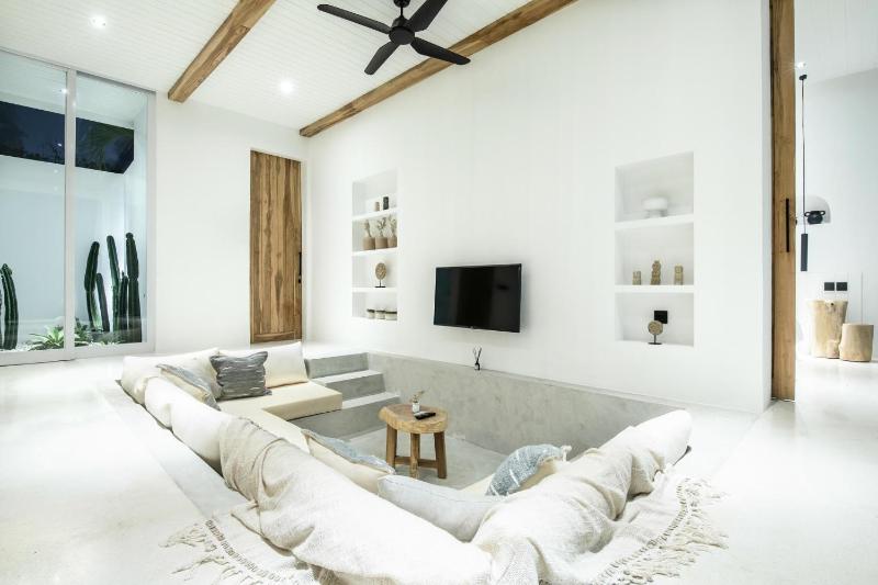 Chic 2BR Villa 5min to Bingin's Coastal Bliss - image 12