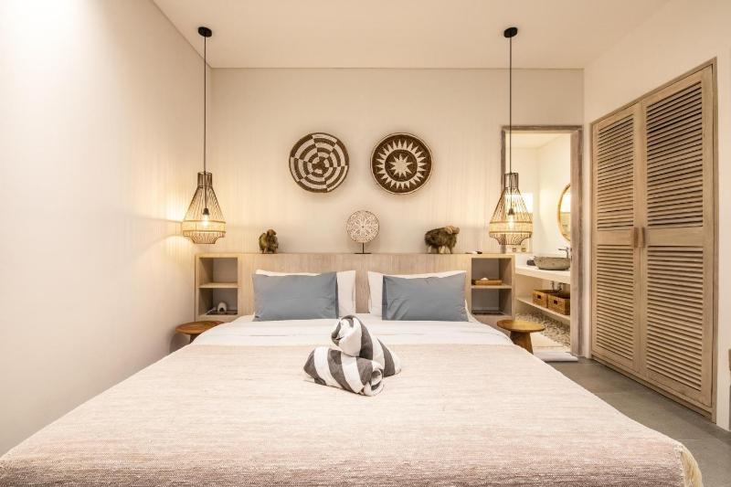 Chic 4BR Villa Canggu Hub 800m to Beach Bliss - image 48