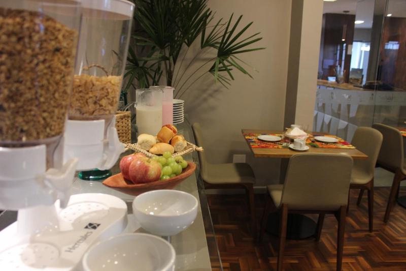 Amenit Hotel - image 5