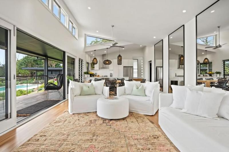 Illuka Byron - 124 Coopers Shoot Road - image 4