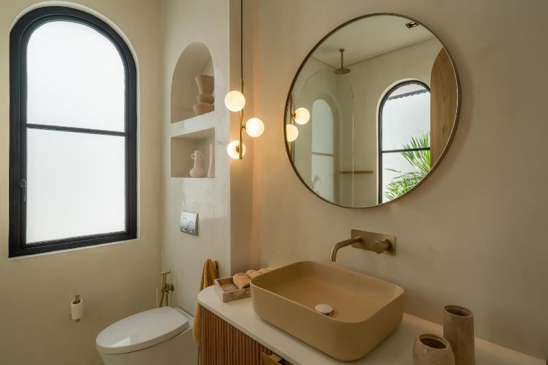 Sanctum House - Exquisite 3BR Tropical Villa in Perfect Location - image 14