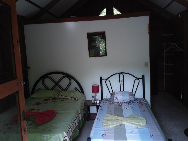 La Ceiba Ecoadventures Refugio de vida silvestre - image 1