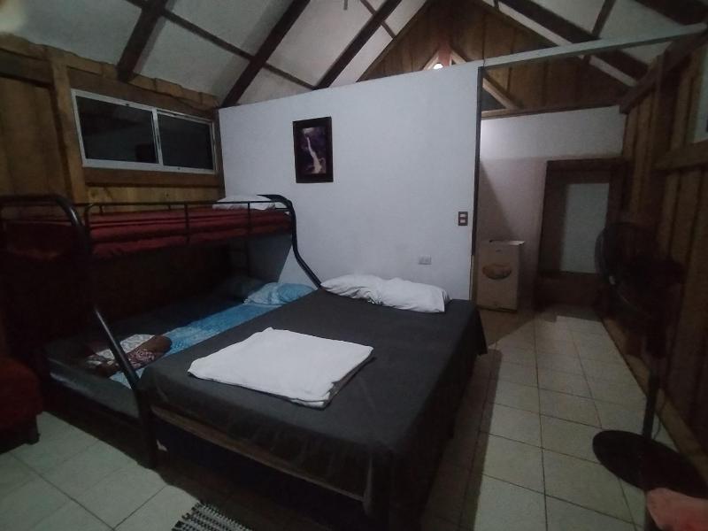 La Ceiba Ecoadventures Refugio de vida silvestre - image 7