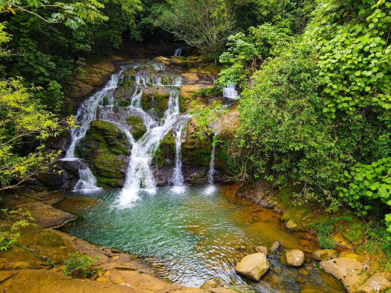 La Ceiba Ecoadventures Refugio de vida silvestre - image 9