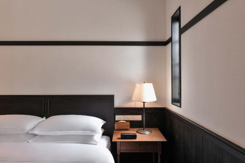 Gulangyu HUMBLE HALL Resort Hotel - Century-Old Historic Building & Banyan Courtyard - Near Sunlight Rock - Free Handmade Afternoon Tea & Breakfast - Pier Luggage Service - Free Island Walking guide & Hidden Route Guide - Paid English Tour Guide Service - image 49