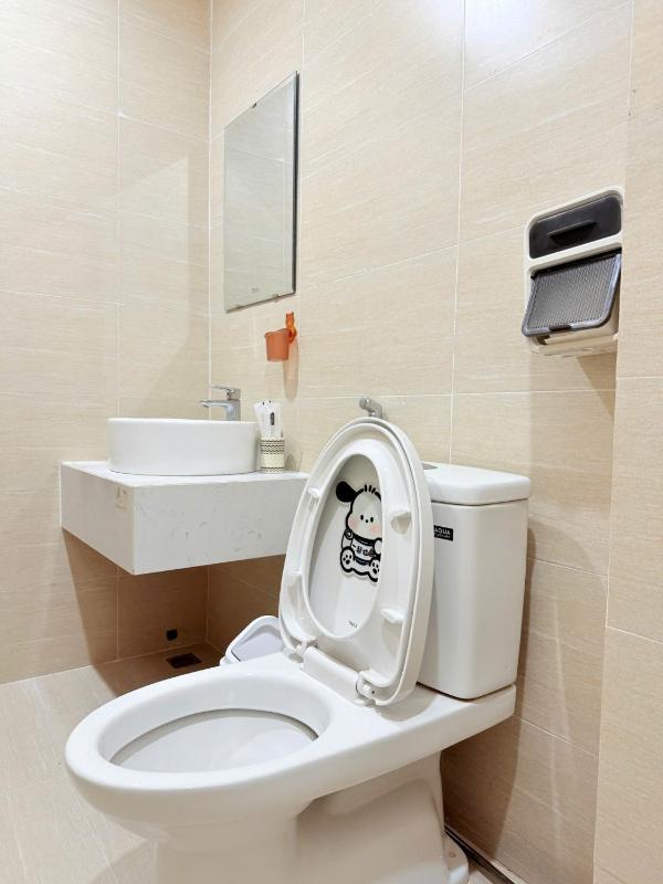 Nhà Bơ Apartment at Nera Garden Huế - image 6