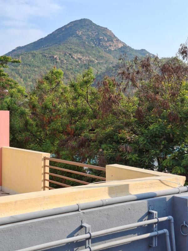 Saravana HomeStay - image 15