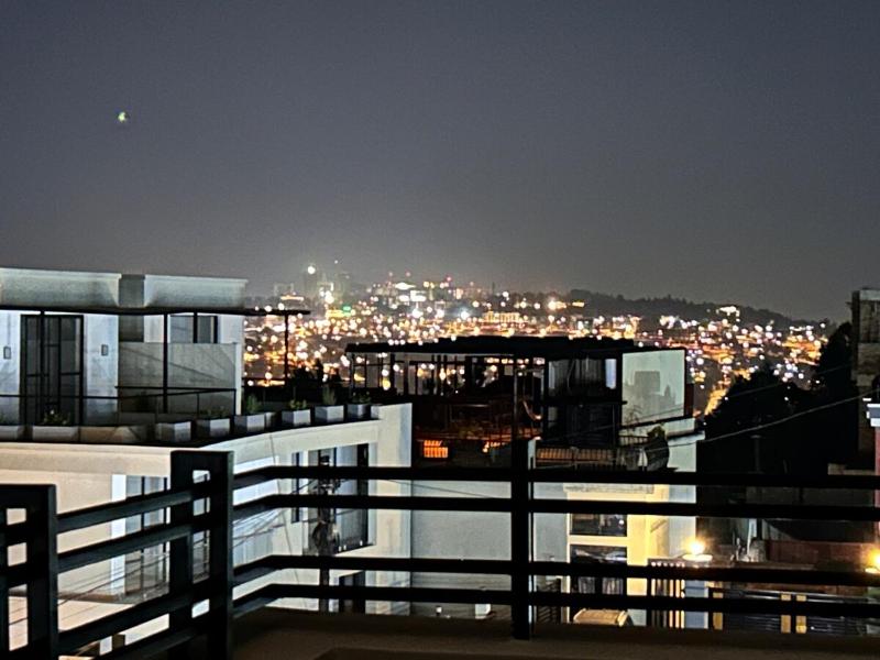 The Rooftop Oasis Rebero - Kigali - image 8