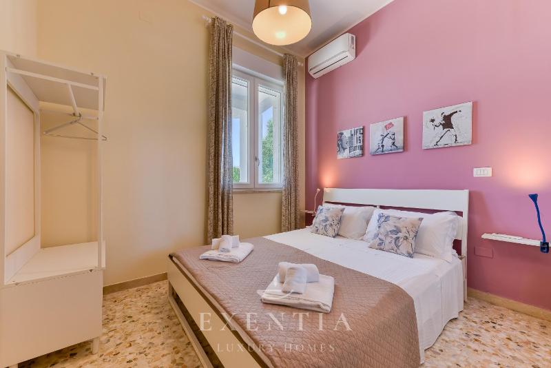 Sea View Villa with Pool facing Ortigia Etna View - image 20
