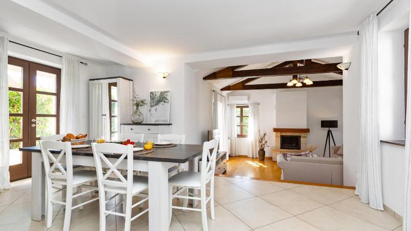 Villa Zahara - managed by Travel Istria - image 5