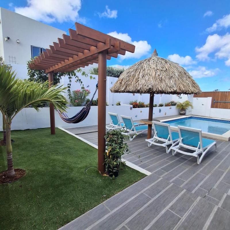 Caribbean Breeze- 4 Bedroom- 4 ensuite bathrooms - image 24