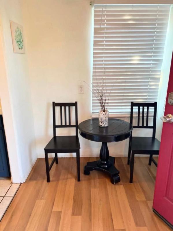 Sweet n Cozy Cottage near Little Italy & Gaslamp - image 2
