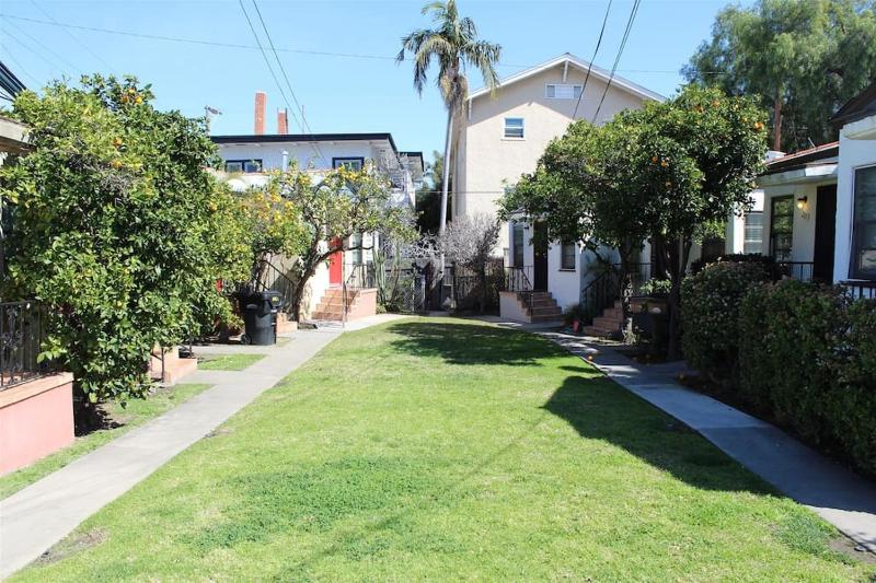 Sweet n Cozy Cottage near Little Italy & Gaslamp - image 14