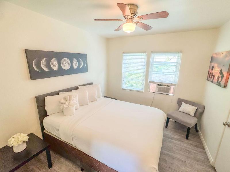 Orange Grove Cottage in Bankers Hill - image 2