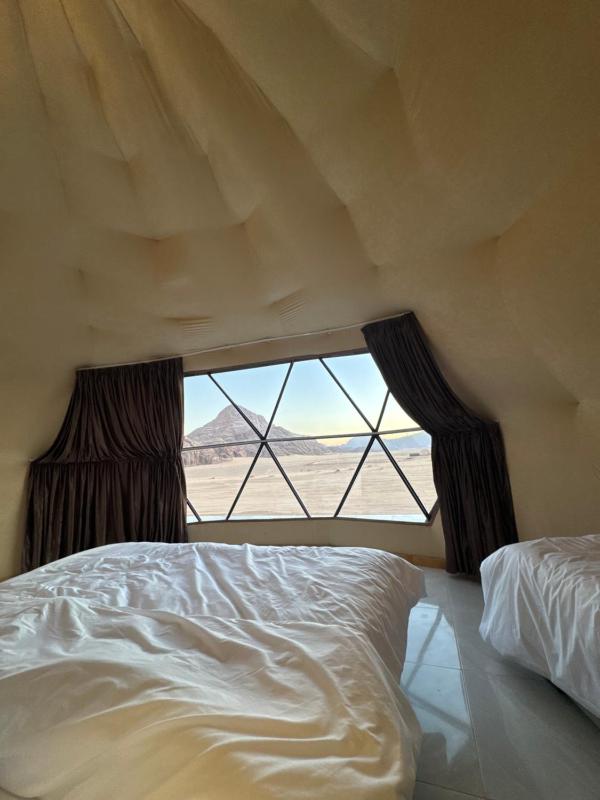 Wadi rum sky luxury - image 2