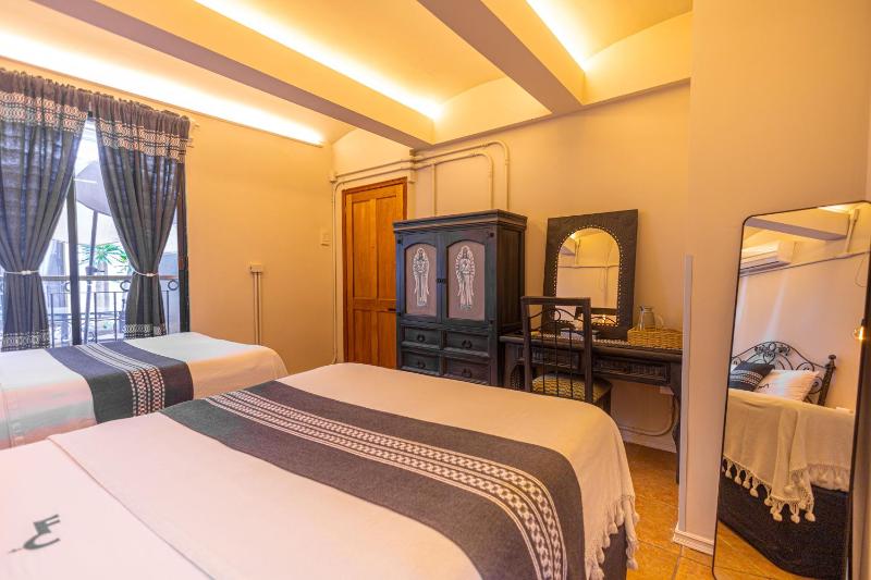 Casa de los Frailes Hotel - image 7