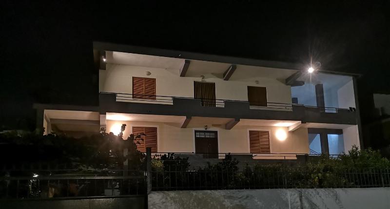 Guest House Emi - image 9