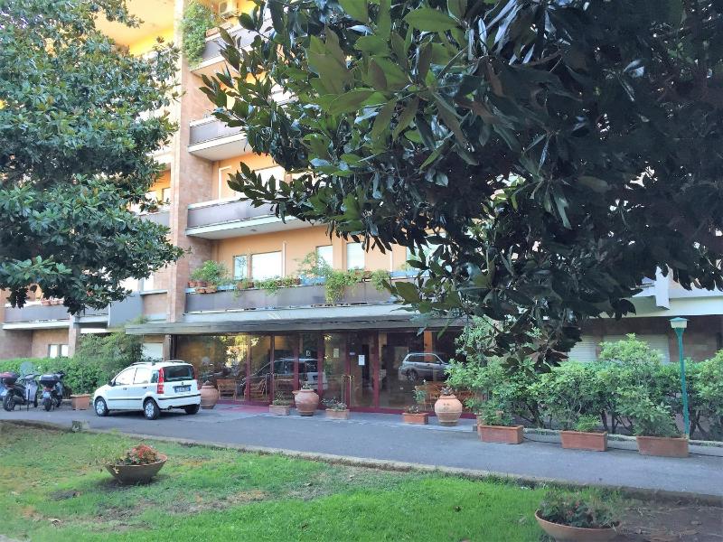 Superior Apartment image 2