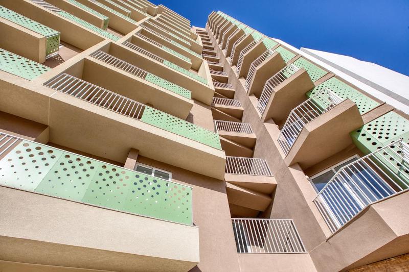 Offshore Suites Apartment in St Julians Centre - image 12