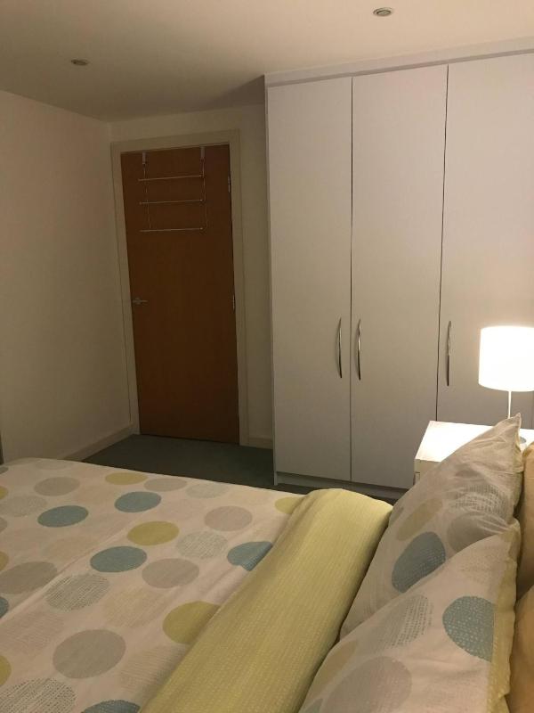 A double room in a great location - image 12