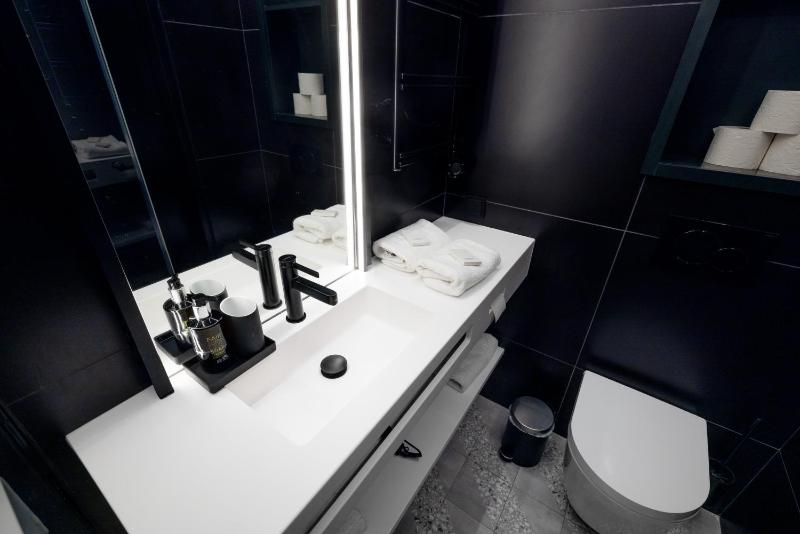 Fesh Lofts 10min to city center AC & Kitchen - image 6