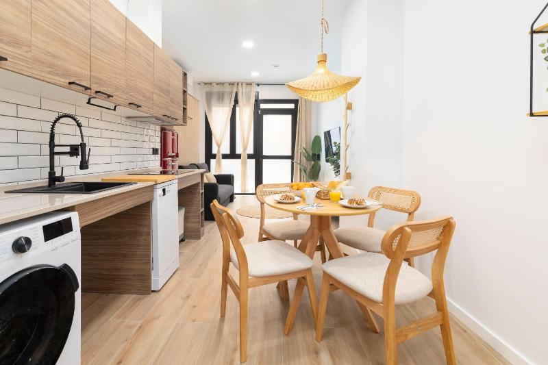 Travel Habitat Nou Mestalla Suites - image 15