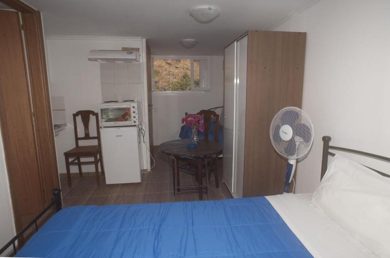 Triple Studio with Sea View image 1