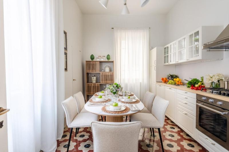 The Frescoed Tale 3 Bedrooms Apartment - image 39