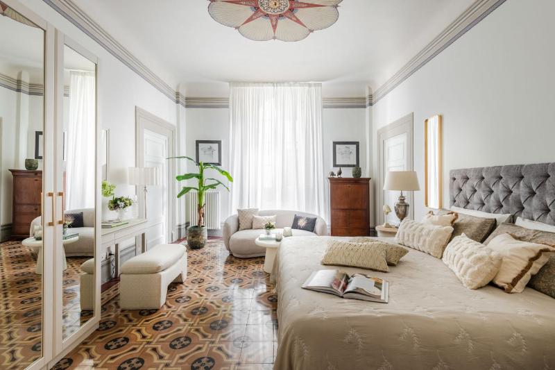 The Frescoed Tale 3 Bedrooms Apartment - image 32