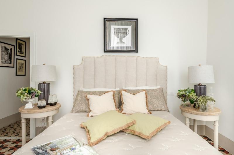 The Frescoed Tale 3 Bedrooms Apartment - image 18