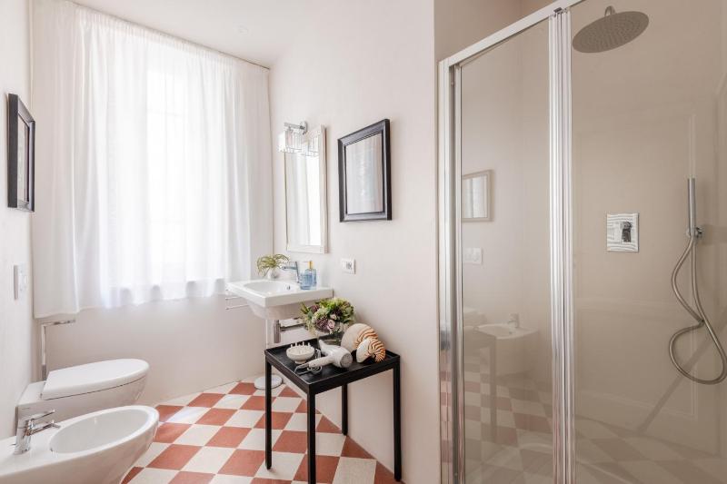 The Frescoed Tale 3 Bedrooms Apartment - image 8