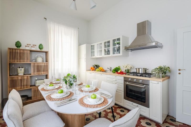 The Frescoed Tale 3 Bedrooms Apartment - image 16