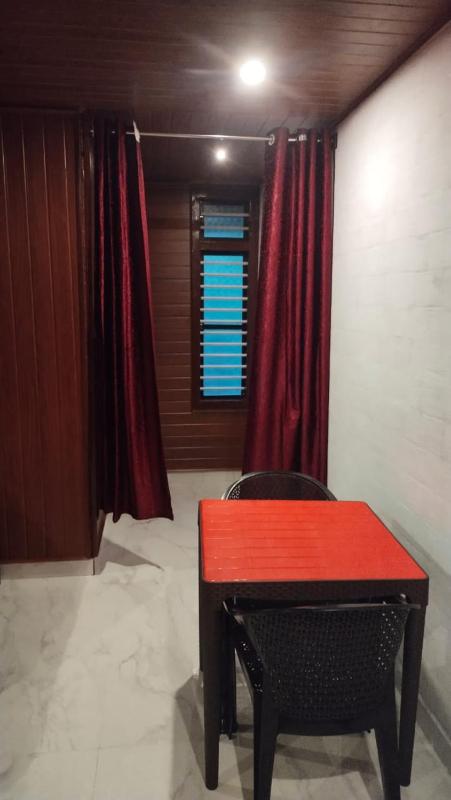 Suvrana Mountain View Stay - image 14