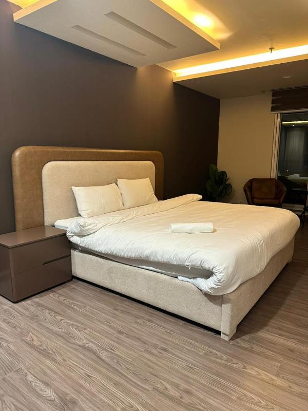 Luxury apartment in Gold Crest Mall 1 bed - image 7