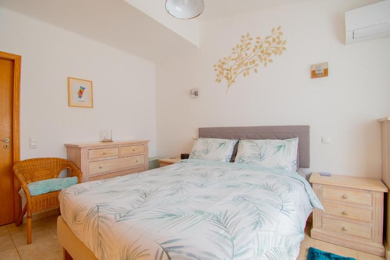 Casa Thea family villa with private heated swimm - image 34