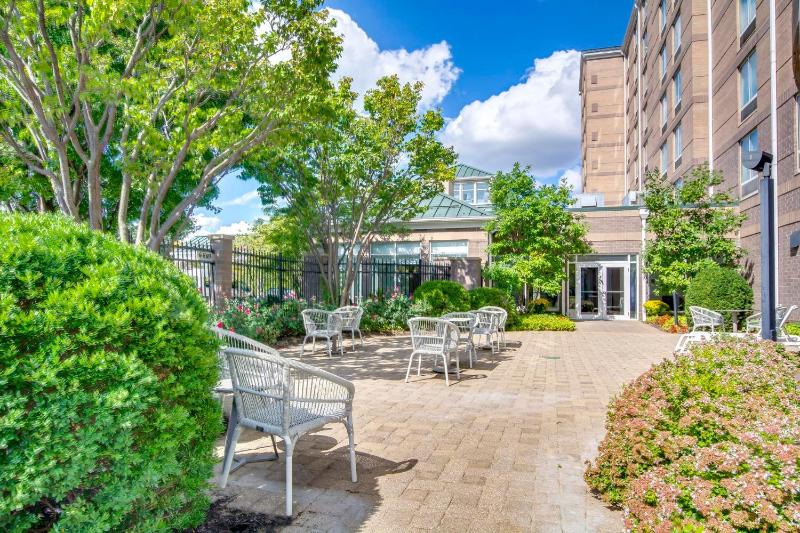 Hilton Garden Inn Louisville Airport - image 29