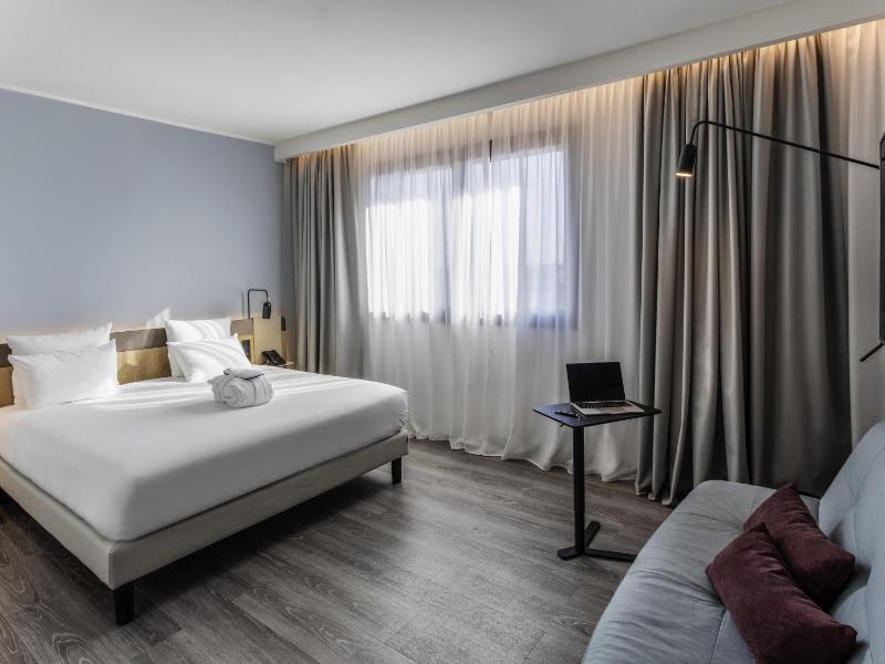 Novotel Parma Centro - image 20