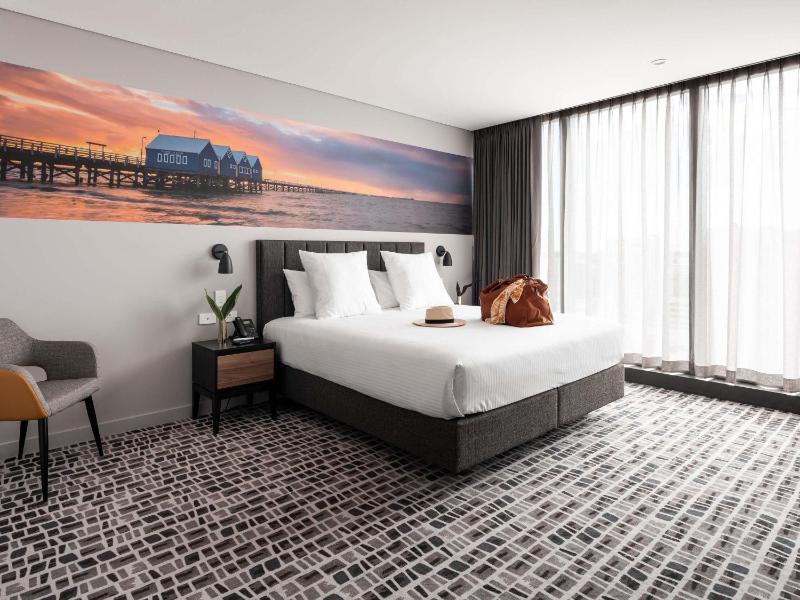 Novotel Perth Murray Street - image 2