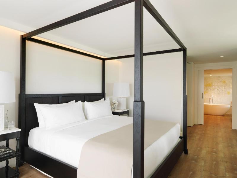 Presidential Suite image 3