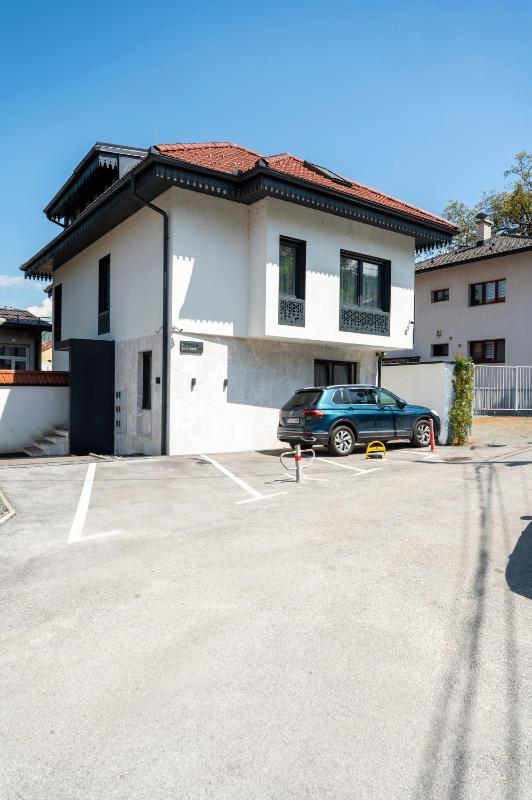 1Bdr apartment in the heart of Sarajevo Old Town - image 7
