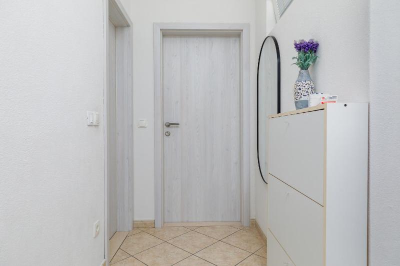 Apartments and rooms by the sea Brela Makarska - 2752 - image 9