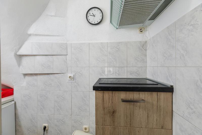 Family-friendly apartments with swimming pool Brela Makarska - 22910 - image 8