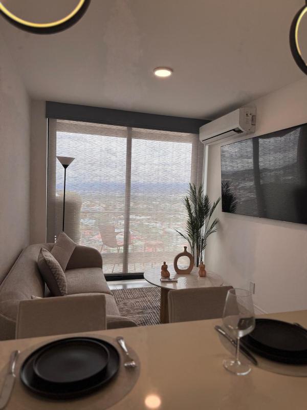 Spectacular view and comfort from the 21st floor - image 13