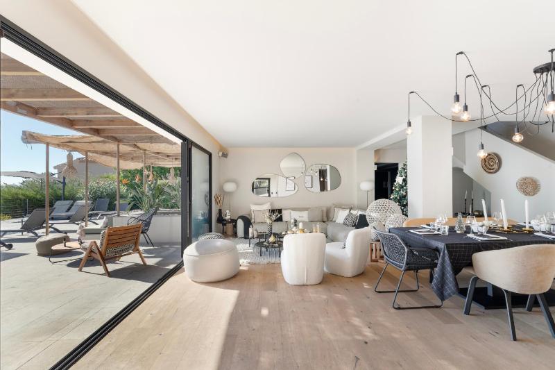 Sérénité Marine - Villa 14p avec piscine - image 8