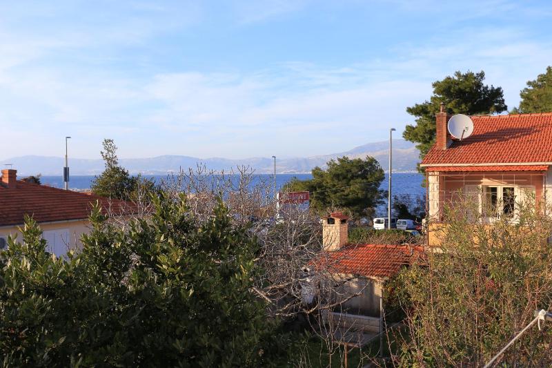 Apartments by the sea Supetar Brac - 7549 - image 21