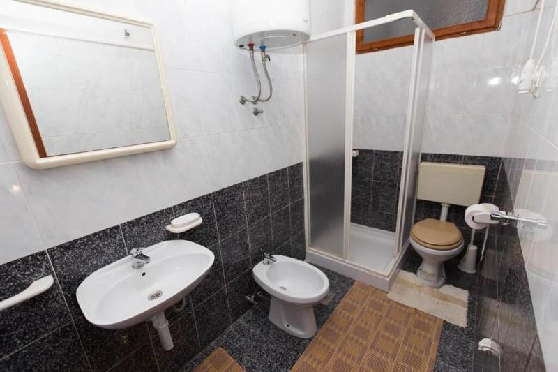 Apartments Vodaric - image 9
