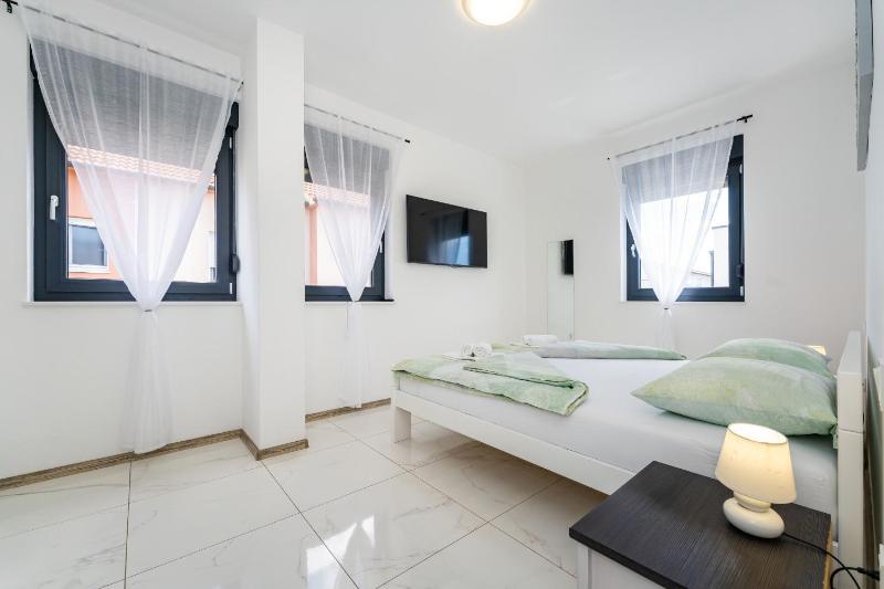 Villa Essenza Mare in Vodice with private pool & pet friendly - only 650 meters from the beach - image 27