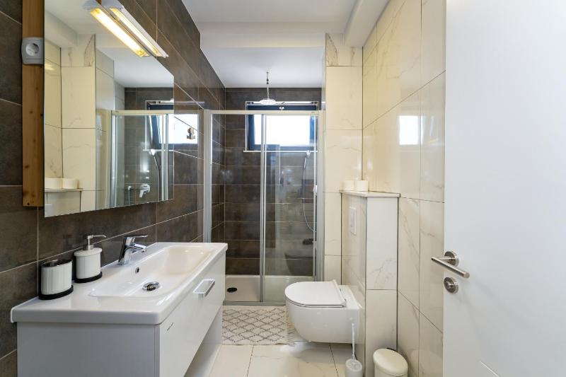 Villa Essenza Mare in Vodice with private pool & pet friendly - only 650 meters from the beach - image 29