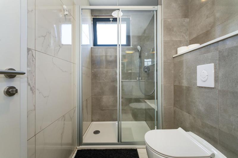 Villa Essenza Mare in Vodice with private pool & pet friendly - only 650 meters from the beach - image 44